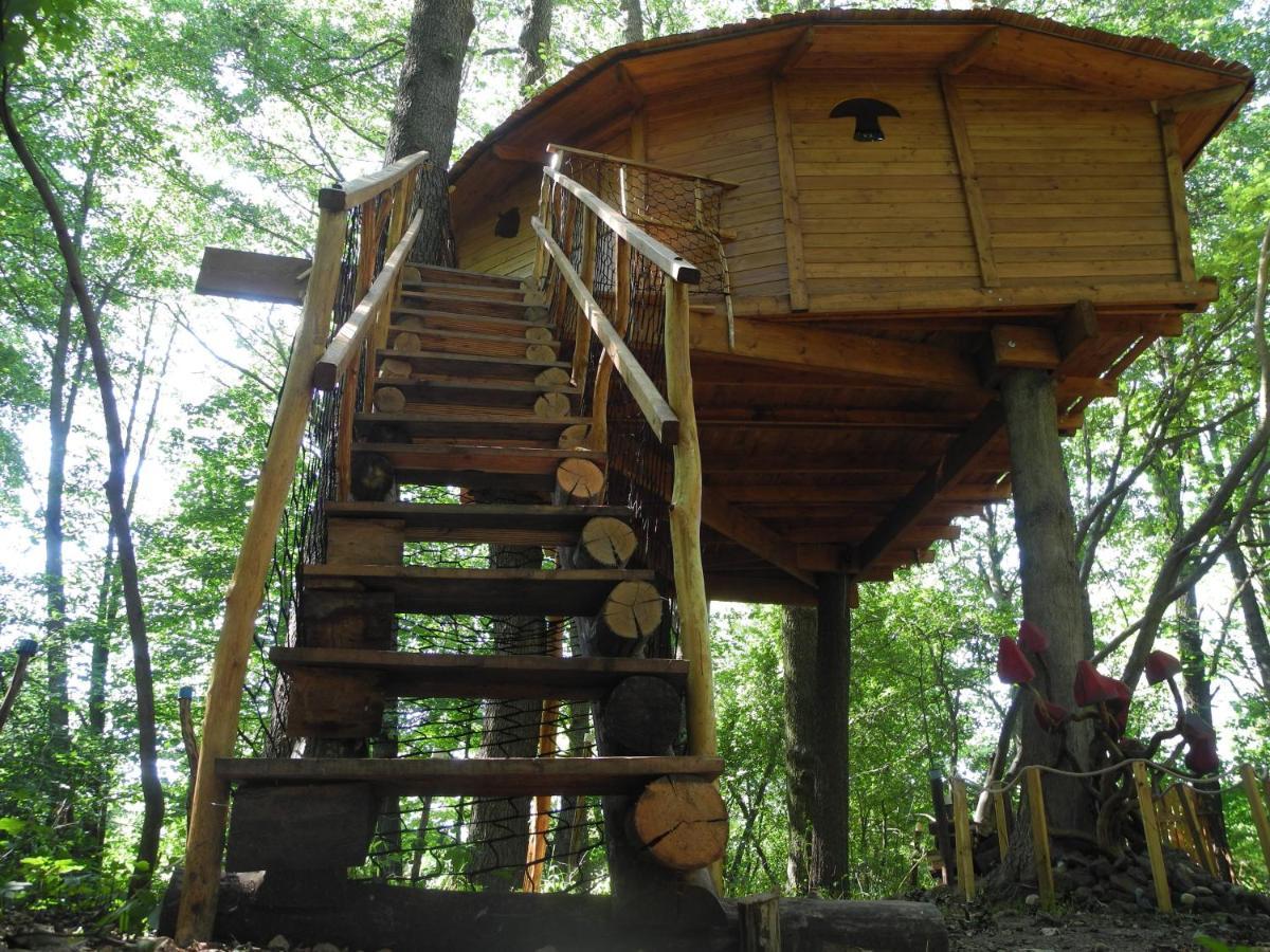 Villa Treehouse V Brdech Bohutín Exterior foto
